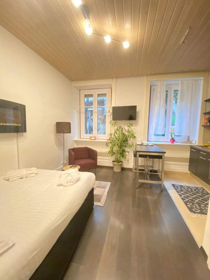 B&B Guest House Du Lac Μοντρέ Εξωτερικό φωτογραφία